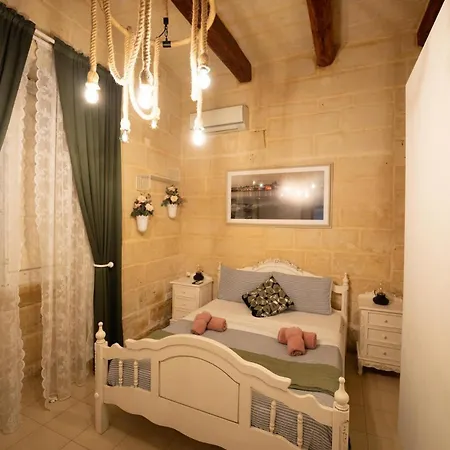 Hébergement de vacances House Of - 4br Traditional Townhouse *