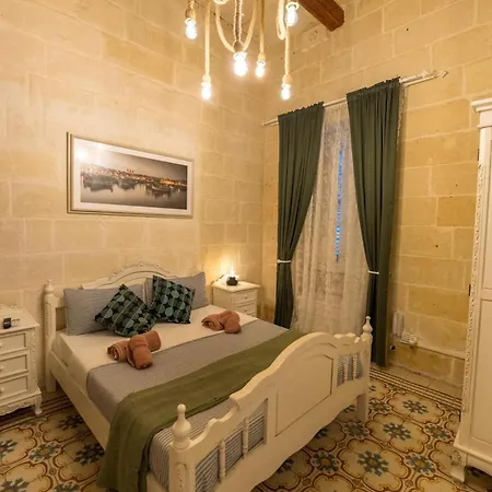 House Of - 4br Traditional Townhouse Dom wakacyjny Sliema